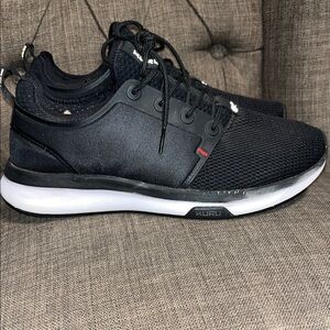 KURU ATOM Men's Black and White Sneakers size 8